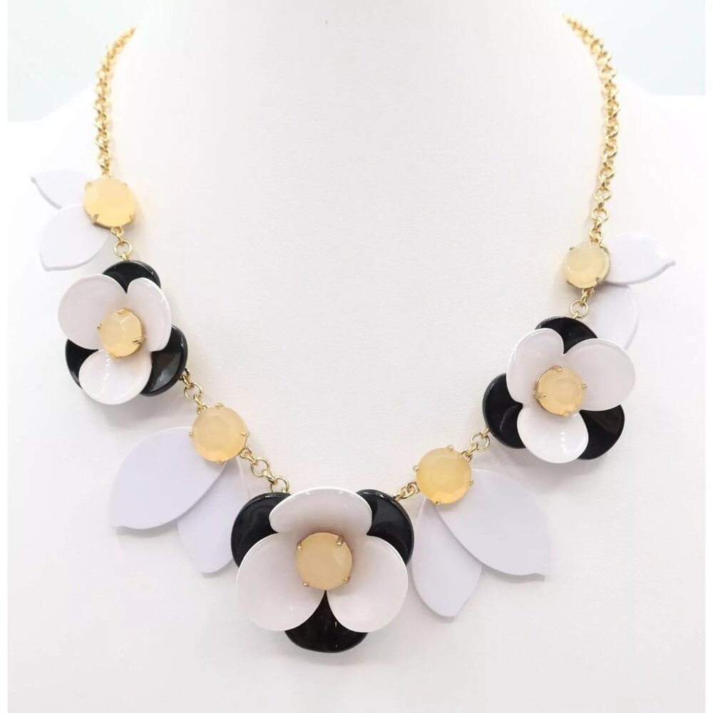 NWT KATE SPADE NEW YORK Pick a Posy Rose Quartz Flower Statement Necklace